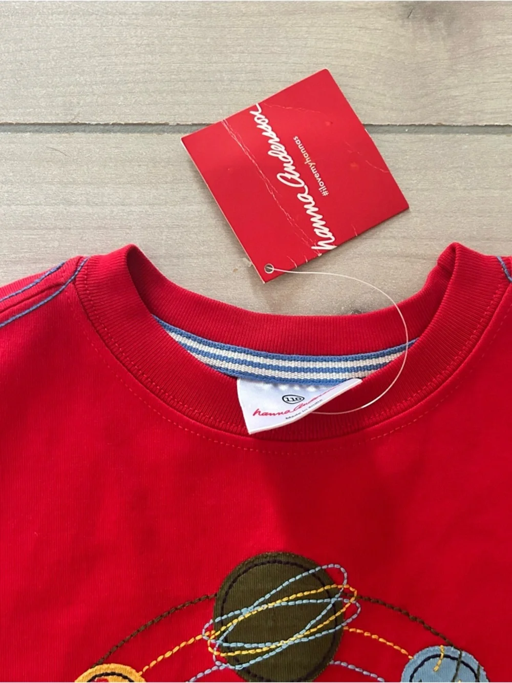 NWT Hanna Andersson Red Long-Sleeve Rocket & Planets Applique Tee Shirt - Picture 3 of 3